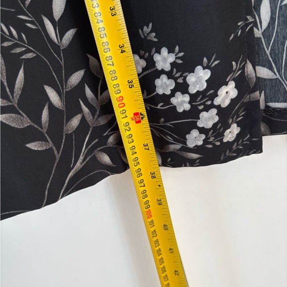 Vintage Floral Black White Small Midi Slip Skirt Cottagecore Fairycore Y2K - Picture 7 of 8